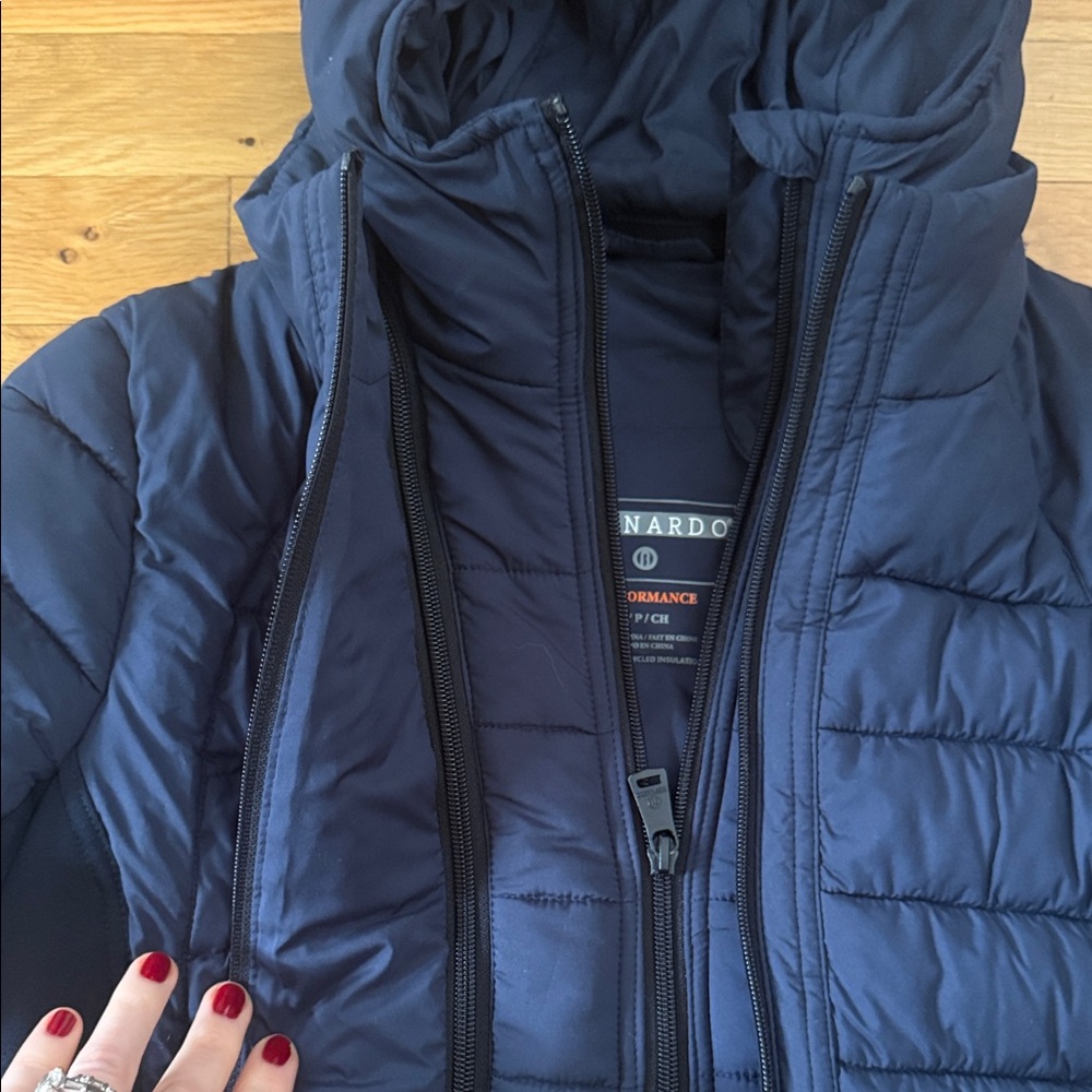 Bernardo Performance Jacket in Deep Blue - Picture 3 of 4